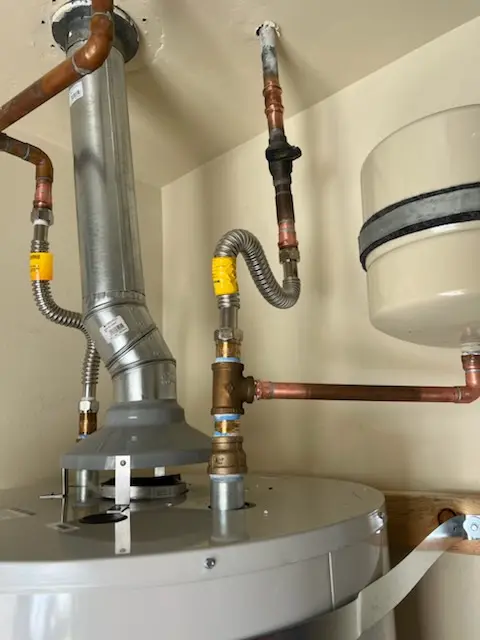 Water heater installation and plumbing repair in Elberta